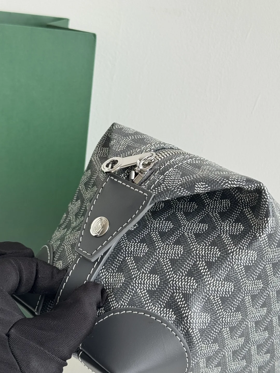 Goyard 020216 Boeing Toiletry Bag - Detail view 6