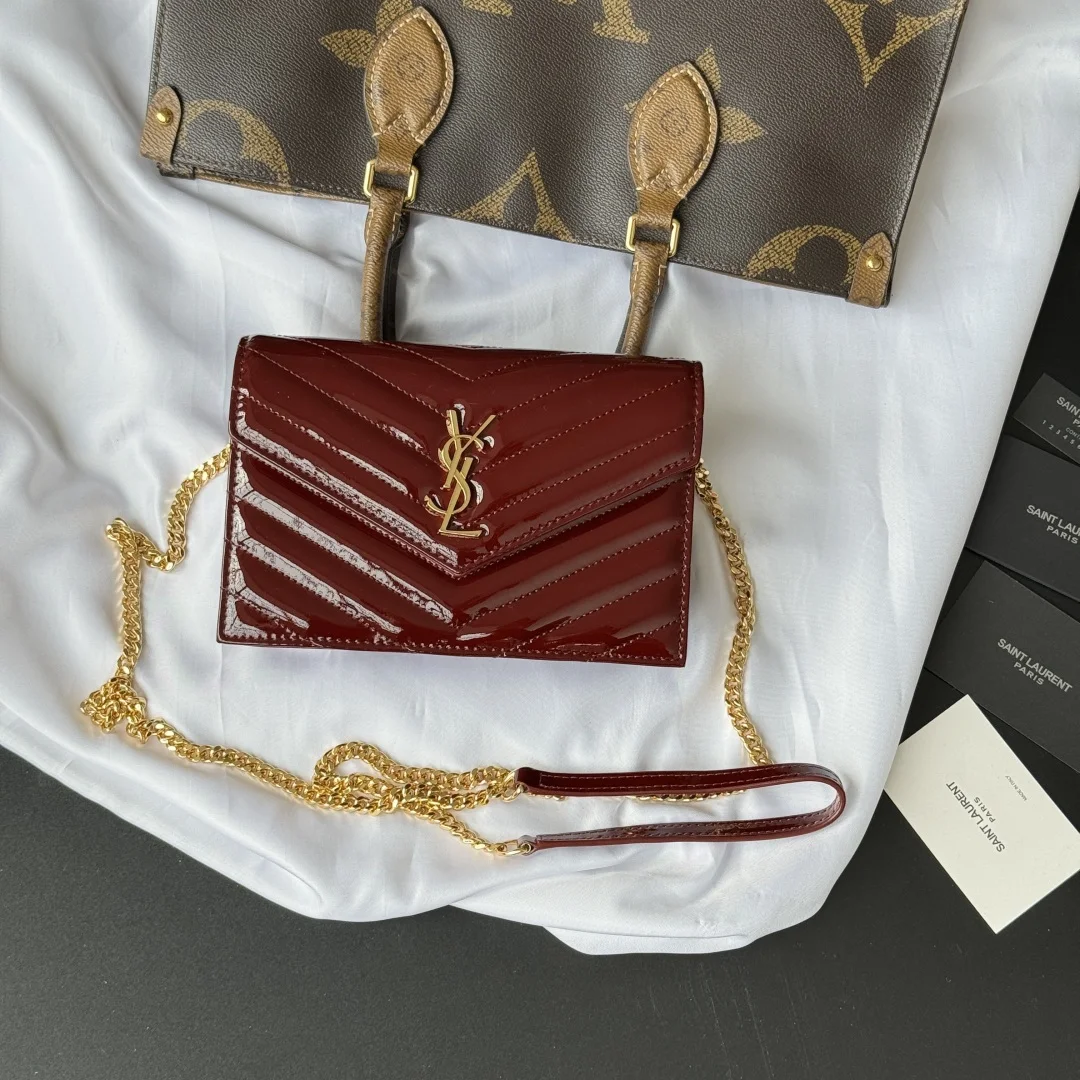 SAINT LAURENT 393953 WOC Small Envelope Bag - Detail view 1