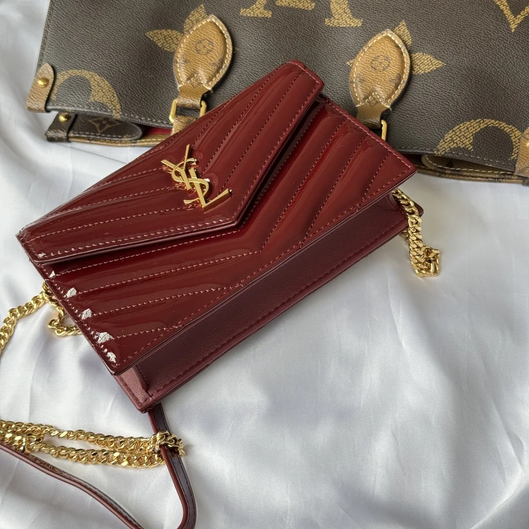 SAINT LAURENT 393953 WOC Small Envelope Bag - Detail view 3