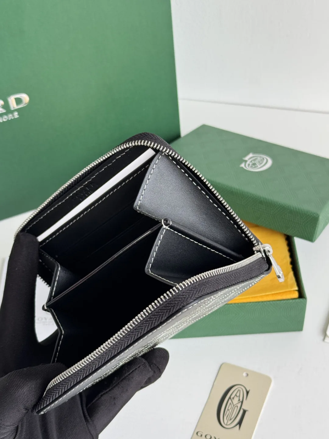 Goyard 3305 MATIGNON MINI Zipper Wallet - Detail view 7