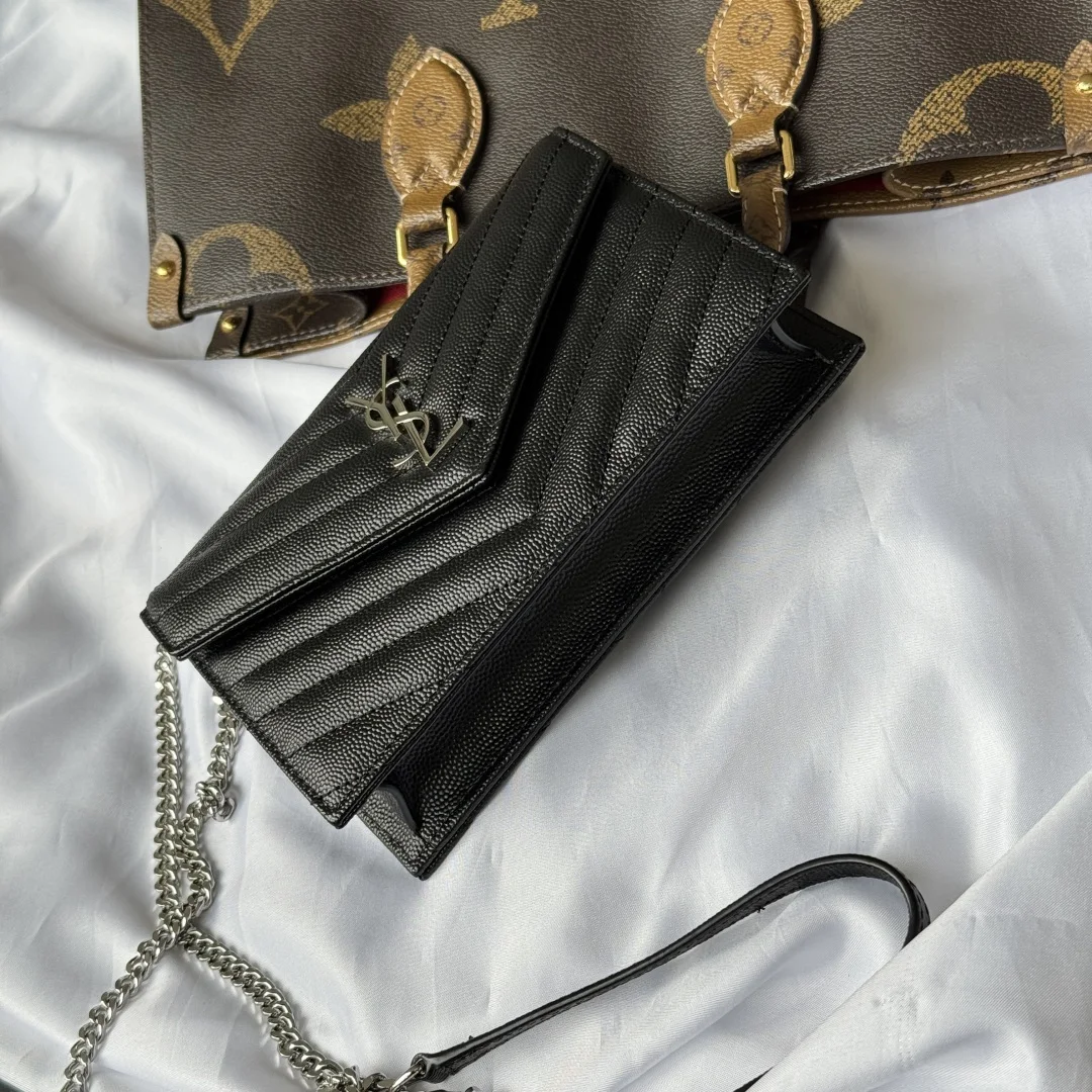 SAINT LAURENT 393953 WOC Small Envelope Bag - Detail view 3