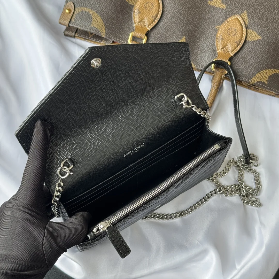 SAINT LAURENT 393953 WOC Small Envelope Bag - Detail view 8