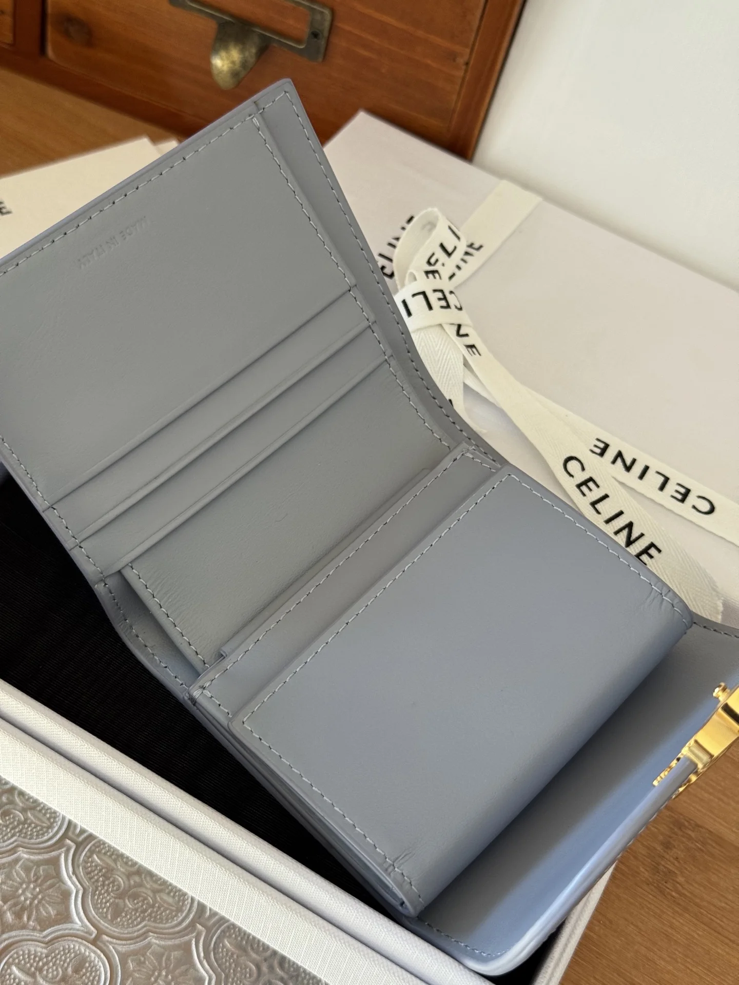 Celine TRIOMPHE Small Leather Flap Bag Wallet - Detail view 5
