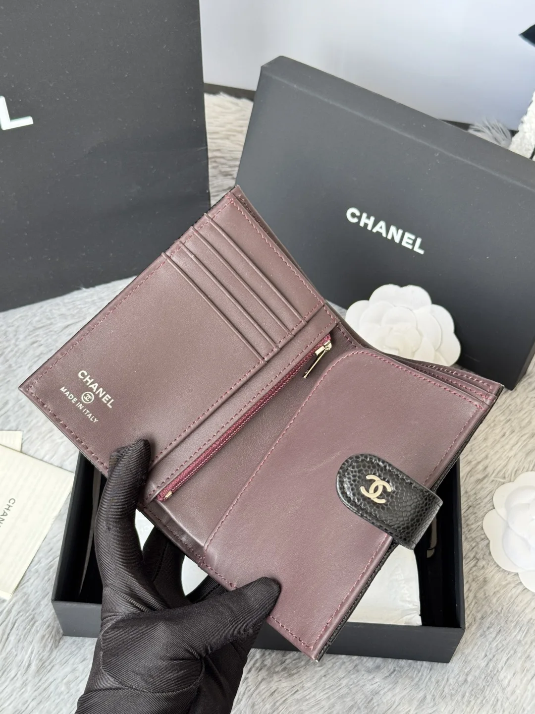 Chanel AP3196 Passport Bag Multi-functional Passport Holder - Detail view 8
