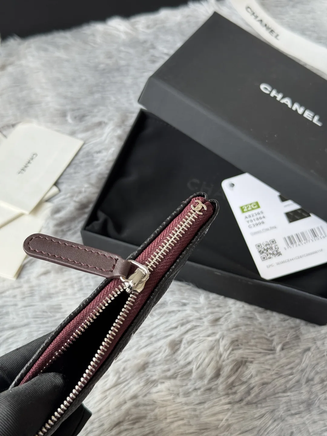 Chanel A82365 Coin Purse - Detail view 7