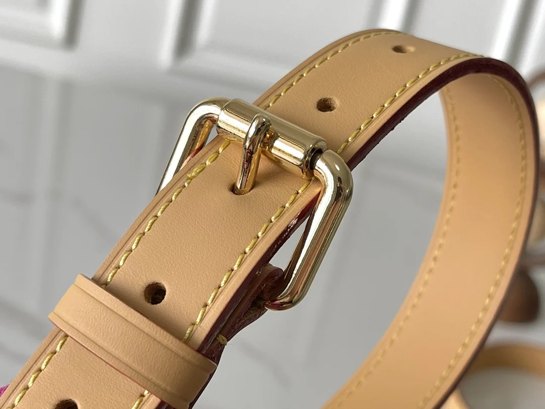Louis Vuitton M95210 Large Vintage Bag Purple - Detail view 7