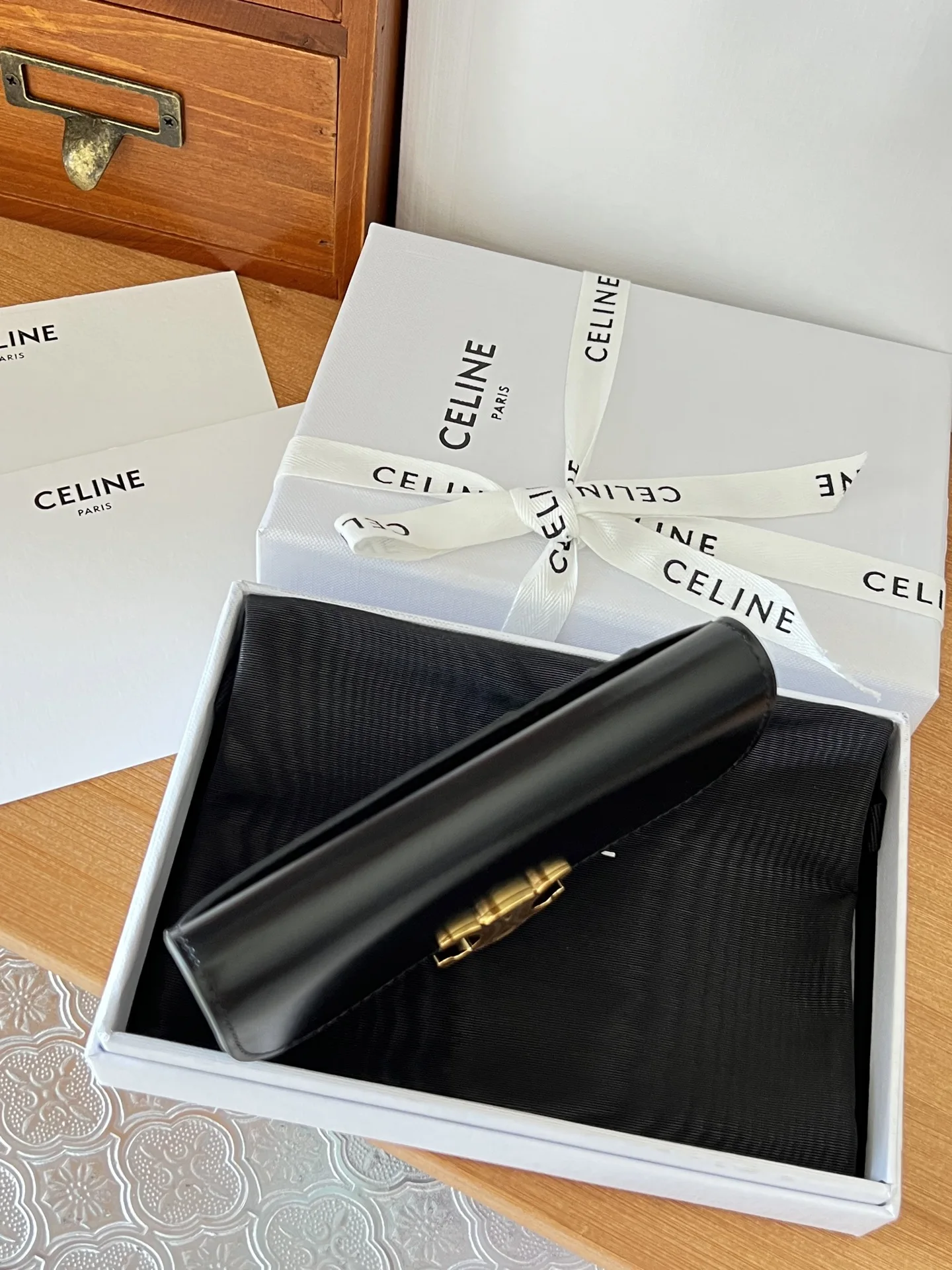 Celine 10P073 TRIOMPHE flip wallet card holder - Detail view 5
