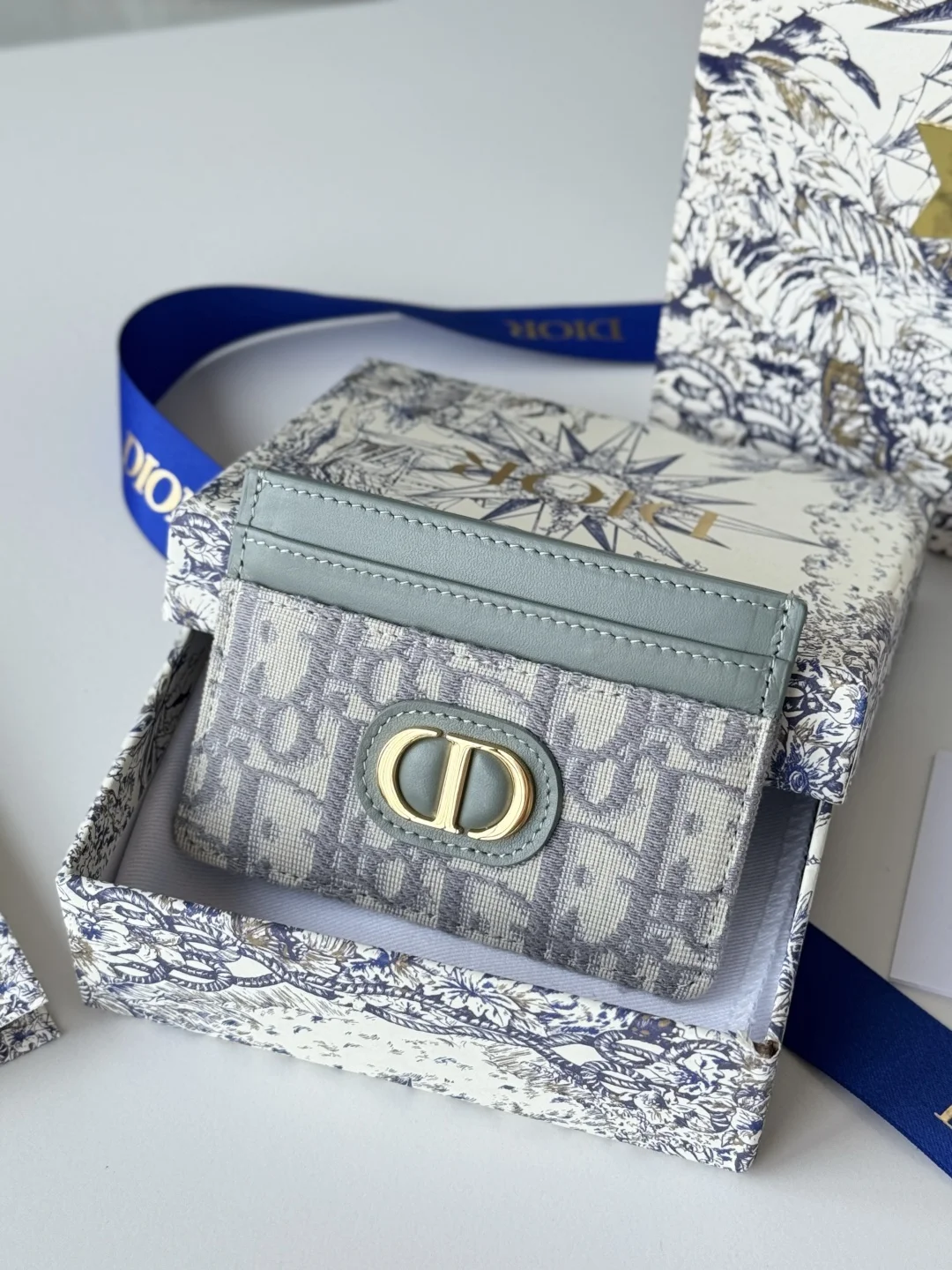 Dior S2152 30 Montaigne Card Holder - Detail view 2