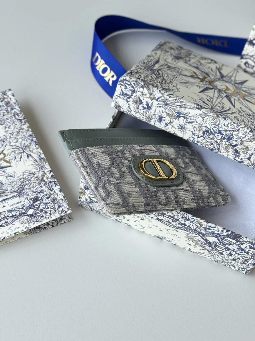 Dior S2152 30 Montaigne Card Holder - Detail view 5