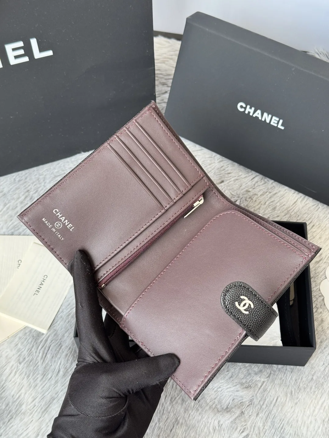 Chanel AP3196 Passport Holder Multifunctional Passport Wallet - Detail view 7