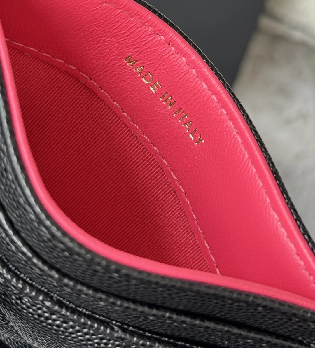 Chanel AP3188 pebble grain hollow card holder - Detail view 9