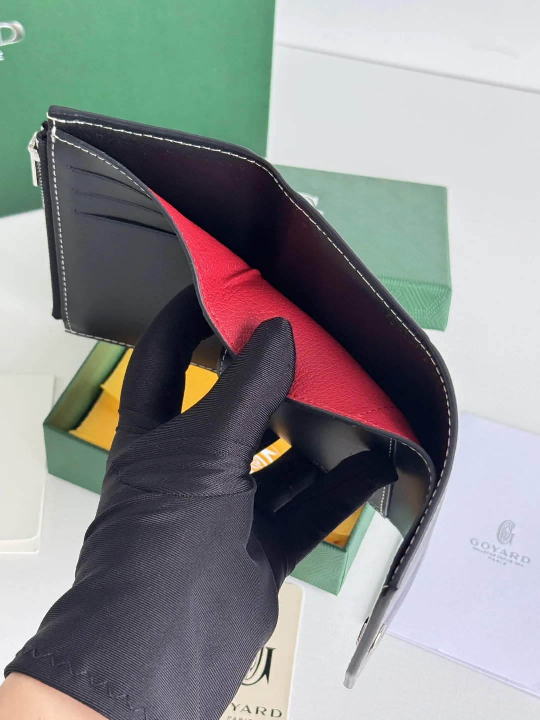 Goyard 3319 Saint-Gabriel Envelope Trifold Wallet - Detail view 12