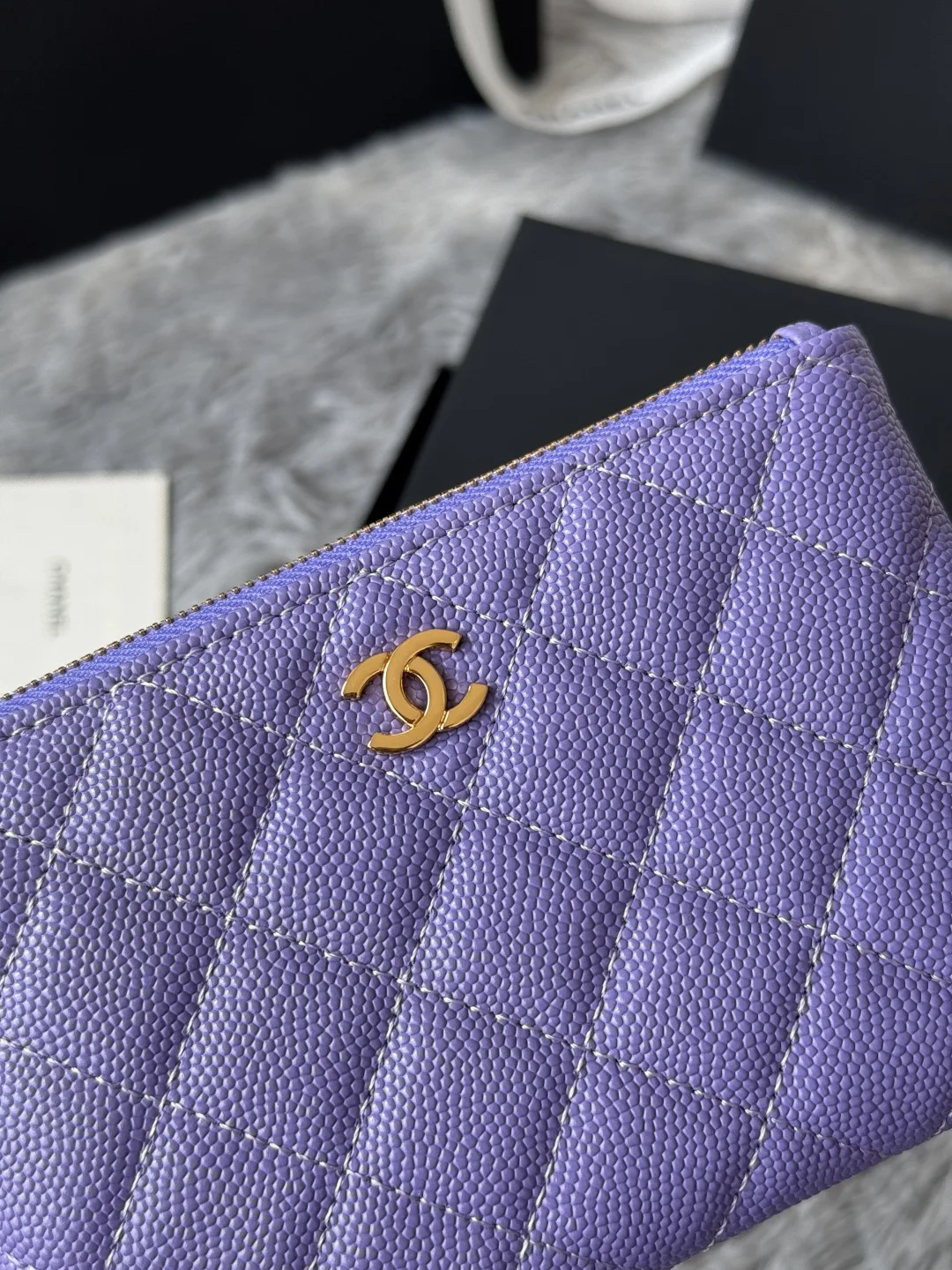 Chanel A50168 Zipped Pendant Coin Purse Card Holder - Detail view 6