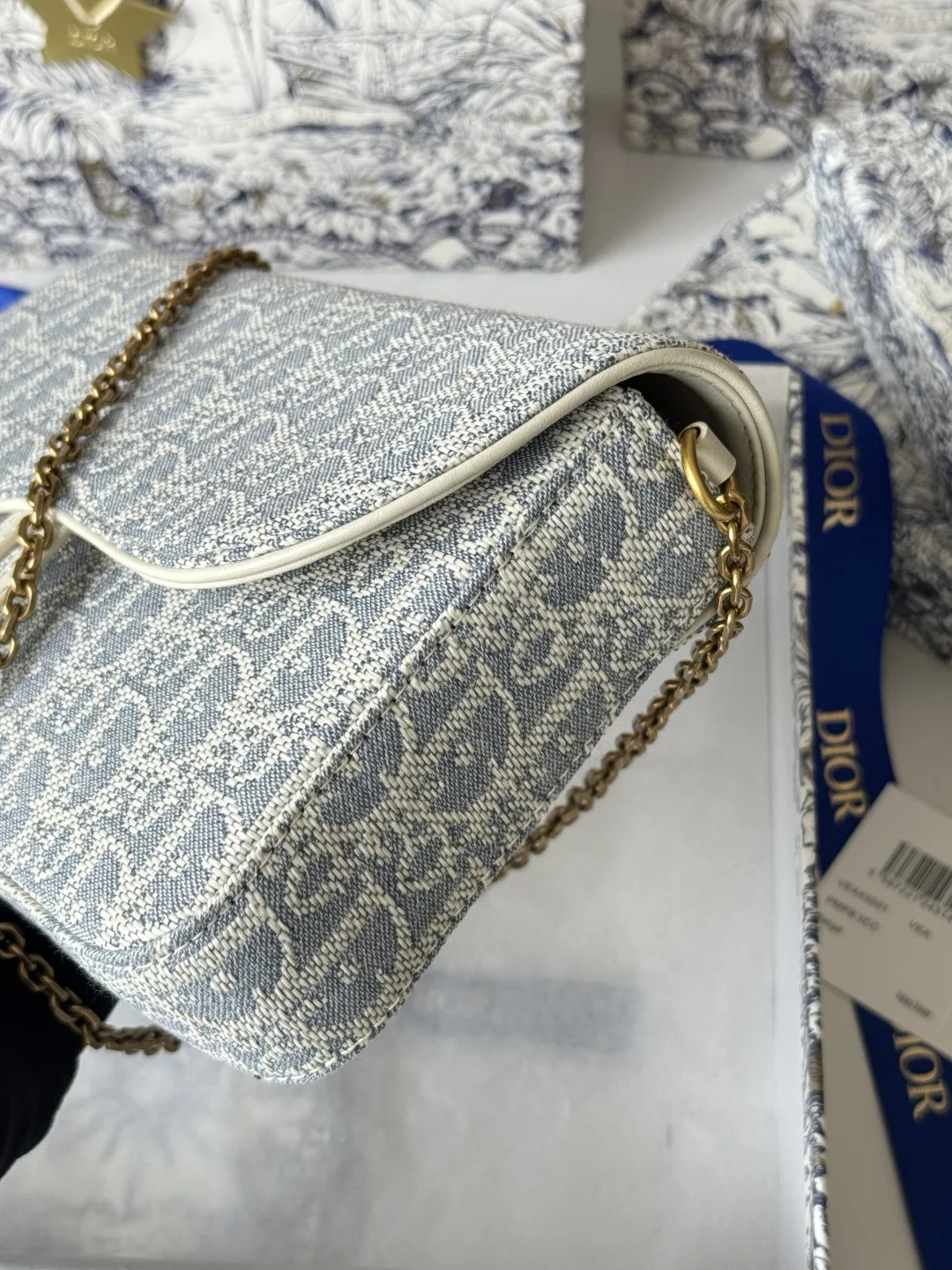 Dior S5907CTZQ_M928 Denim Dior Oblique Jacquard Saddle Chain Bag - Detail view 6
