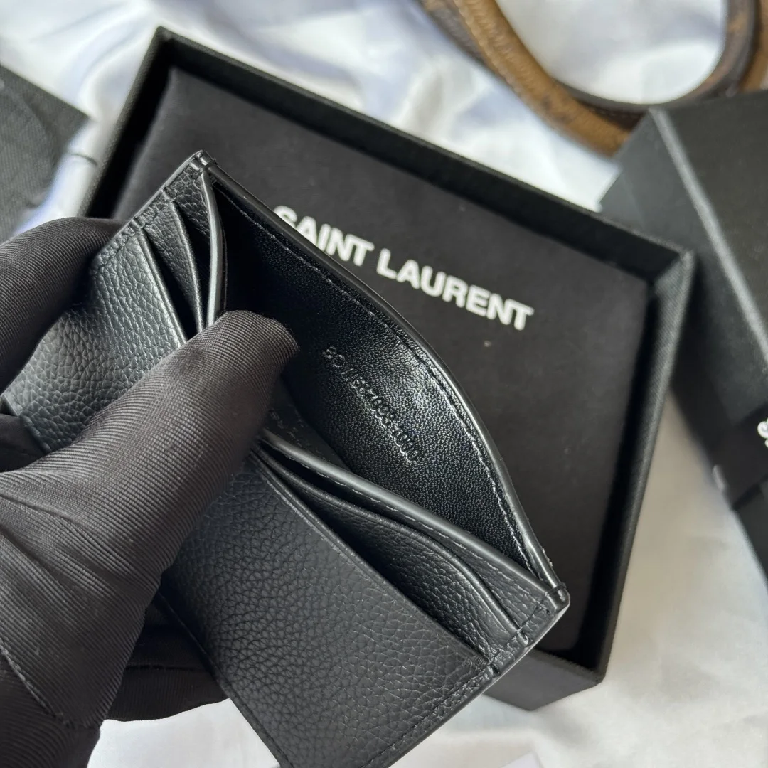 SAINT LAURENT 687098 2025 Autumn Winter New Arrival Card Holder - Detail view 9