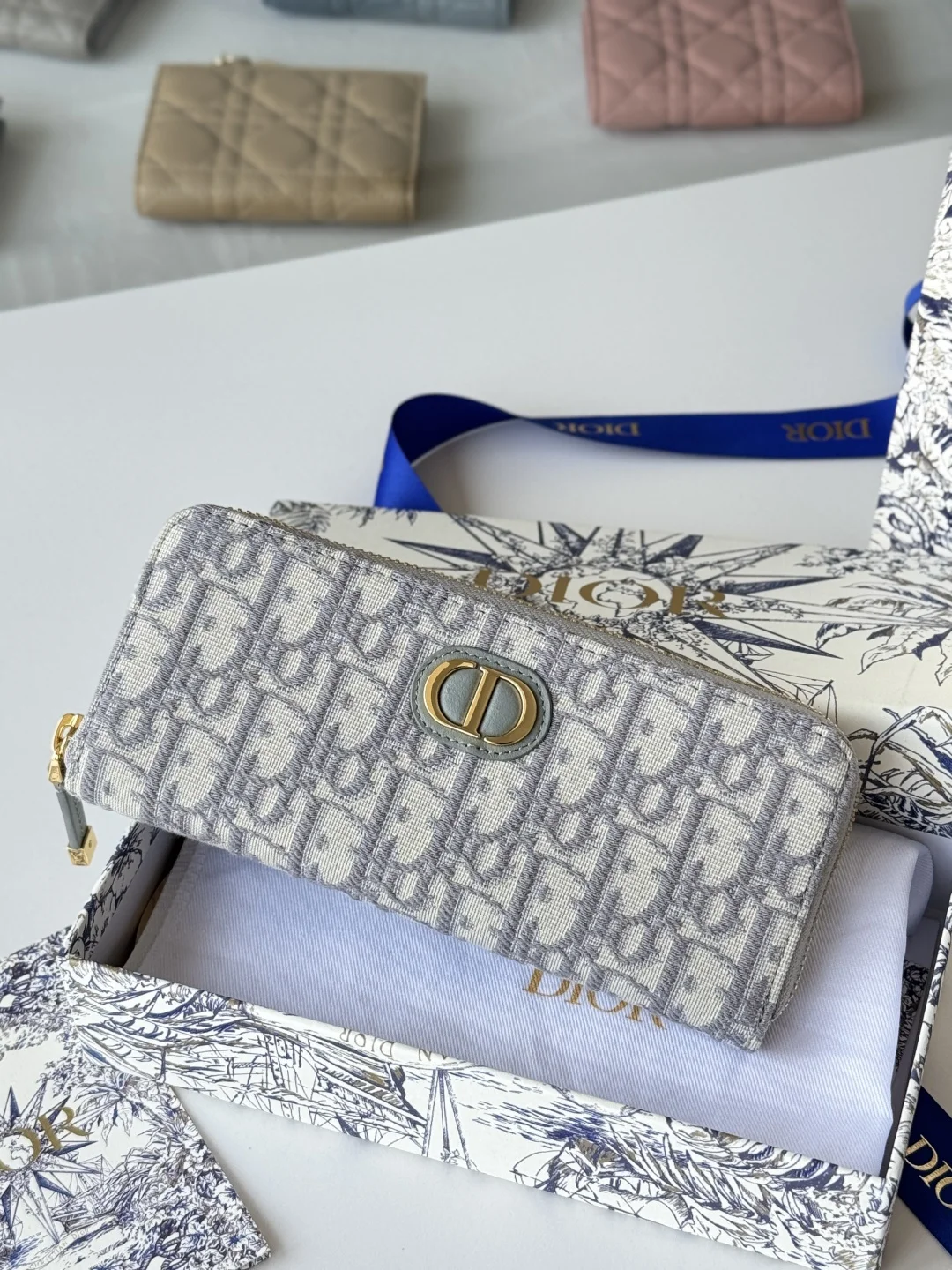 Dior S2189 Jacquard Fabric Long Zipper Wallet - Detail view 2