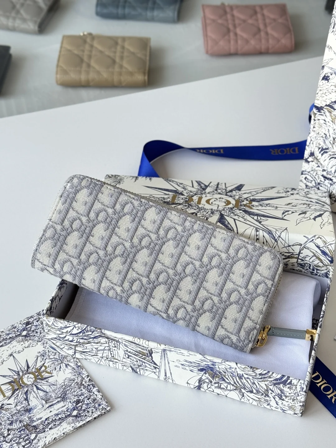 Dior S2189 Jacquard Fabric Long Zipper Wallet - Detail view 3