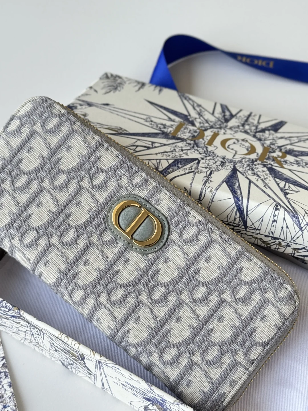 Dior S2189 Jacquard Fabric Long Zipper Wallet - Detail view 5