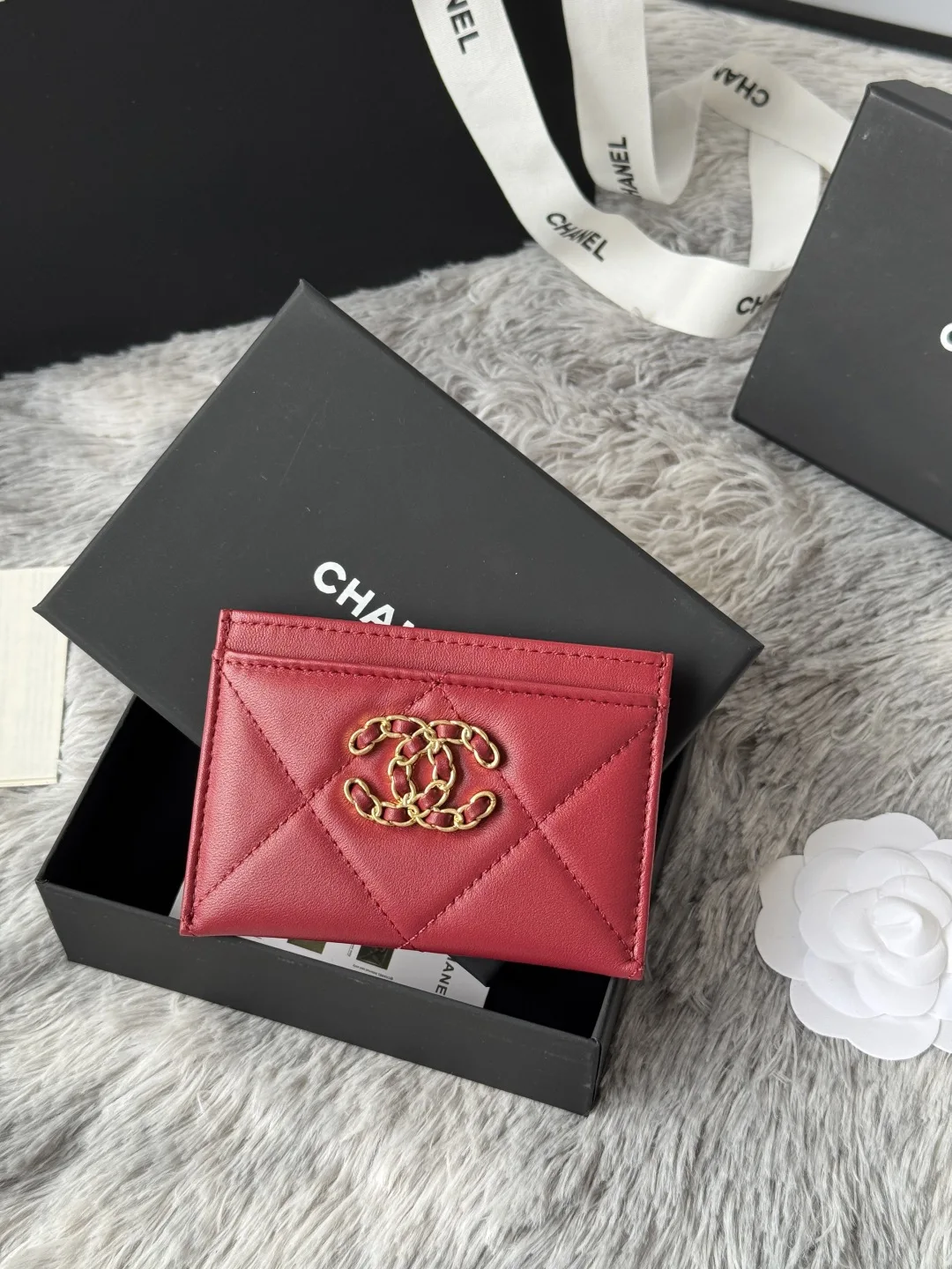 Chanel AP1167 Embroidered Argyle Cardholder - Detail view 2