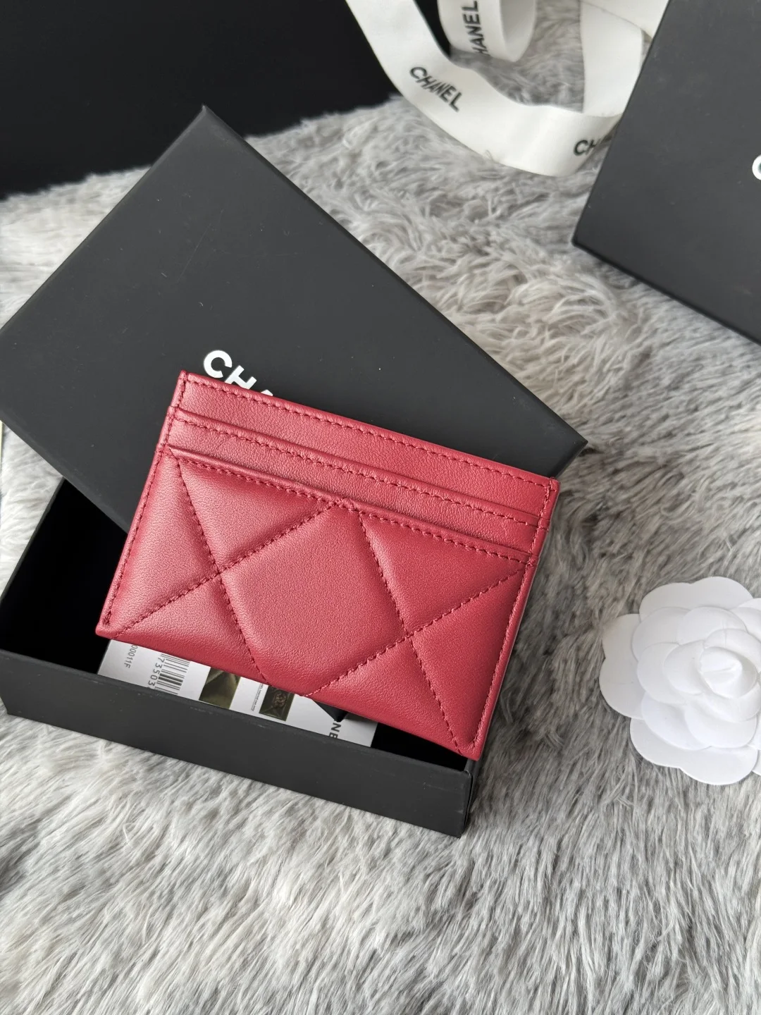 Chanel AP1167 Embroidered Argyle Cardholder - Detail view 3