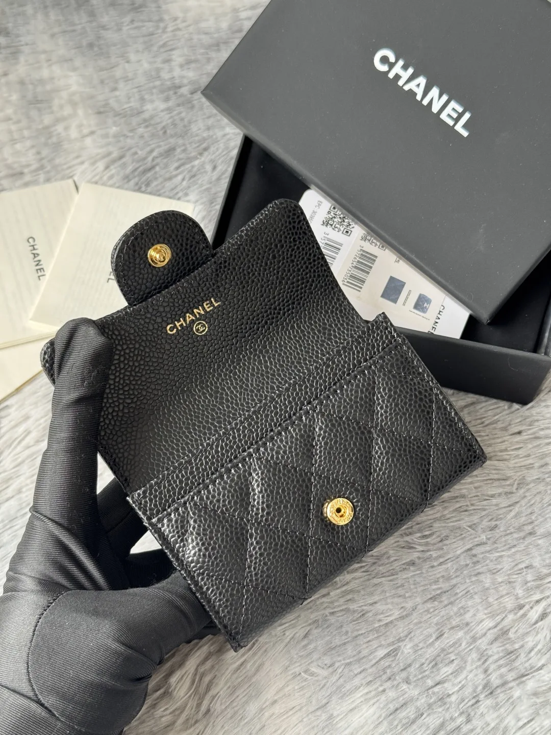 Chanel AP80799 Sheepskin Caviar Small Ball Pattern CF Card Holder - Detail view 6