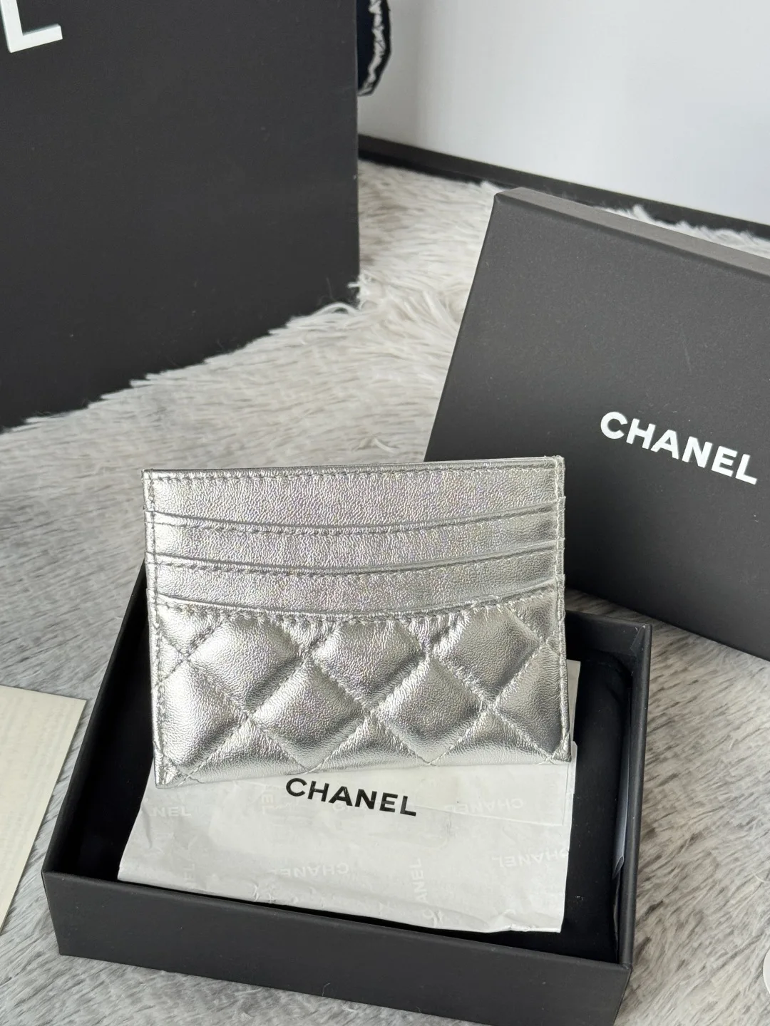 Chanel AP4472 2025 calfskin card holder - Detail view 3