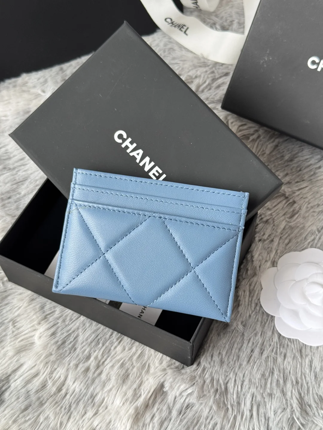 Chanel AP1167 Embroidered Argyle Cardholder - Detail view 3