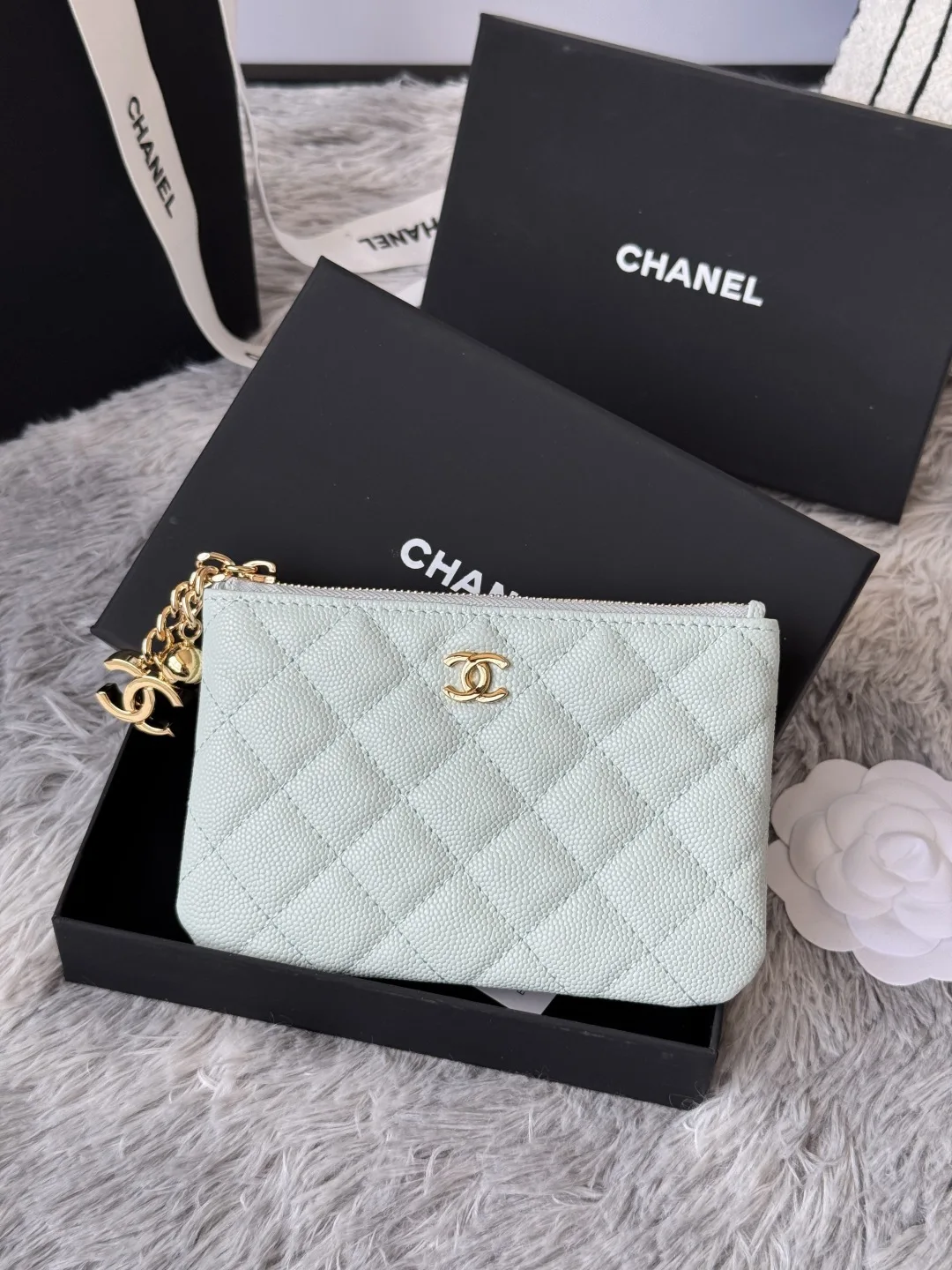 Chanel A50168 Zipped Pendant Coin Purse Card Holder - Detail view 2