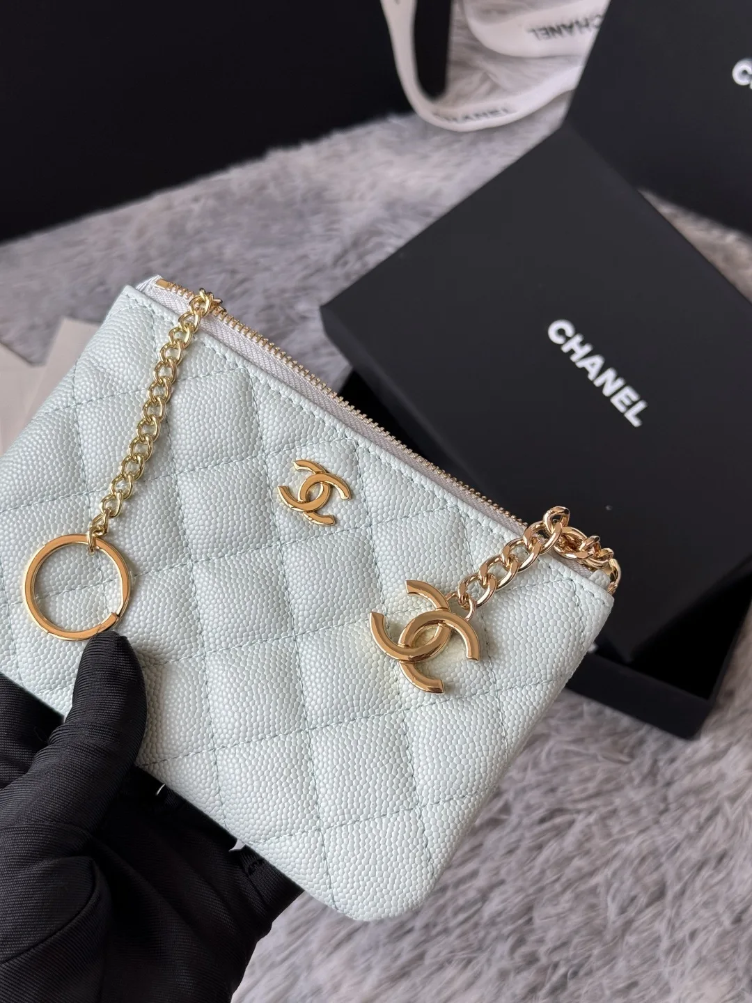 Chanel A50168 Zipped Pendant Coin Purse Card Holder - Detail view 9