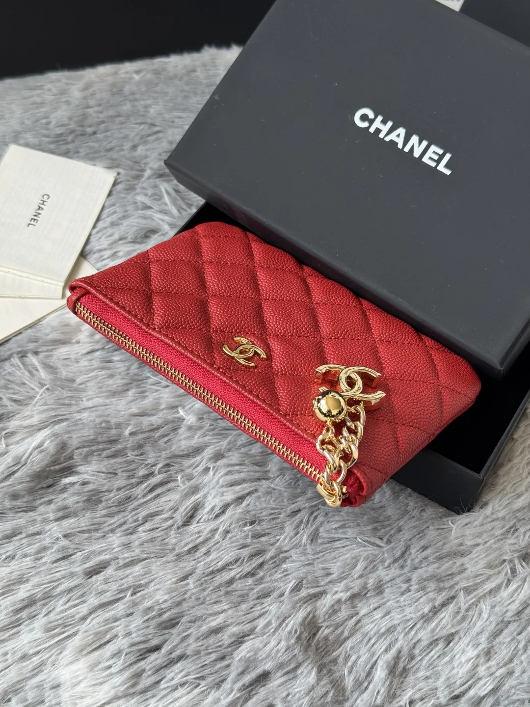 Chanel A50168 Zipped Pendant Coin Purse Card Holder - Detail view 4