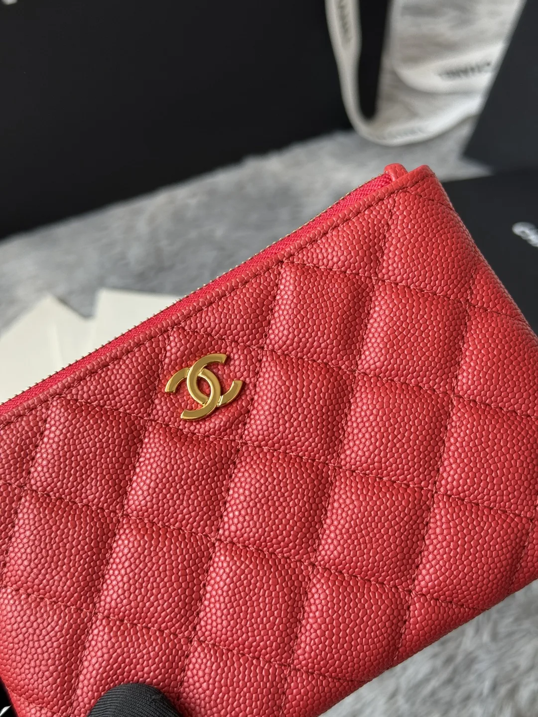 Chanel A50168 Zipped Pendant Coin Purse Card Holder - Detail view 6