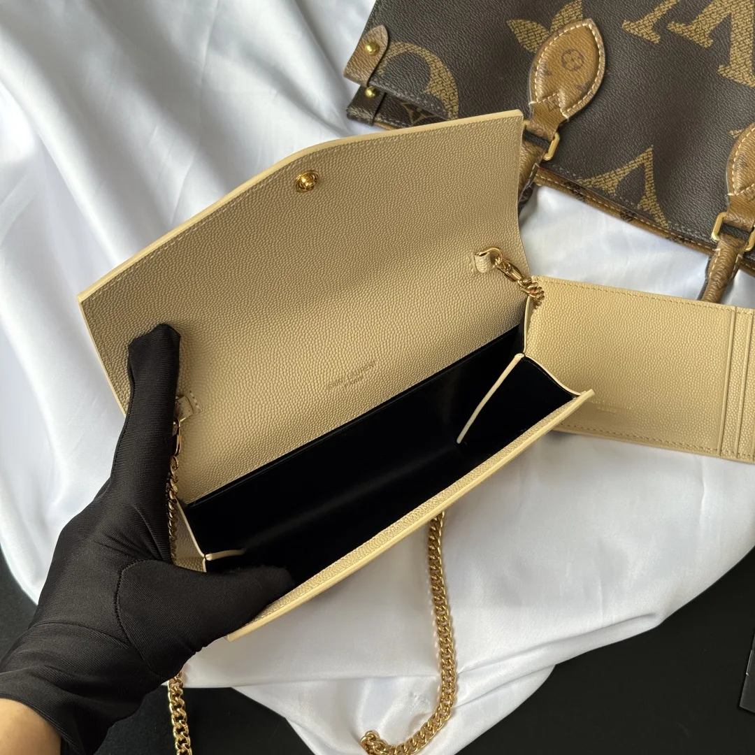 SAINT LAURENT 607788 Uptown Mini Envelope Bag Clutch - Detail view 7
