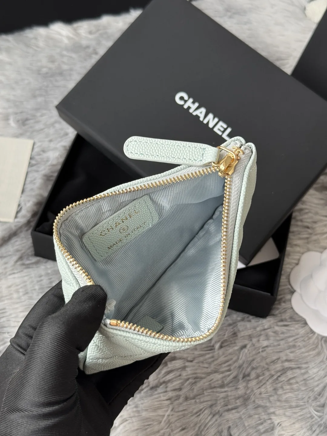 Chanel A82365 Coin Purse - Detail view 8