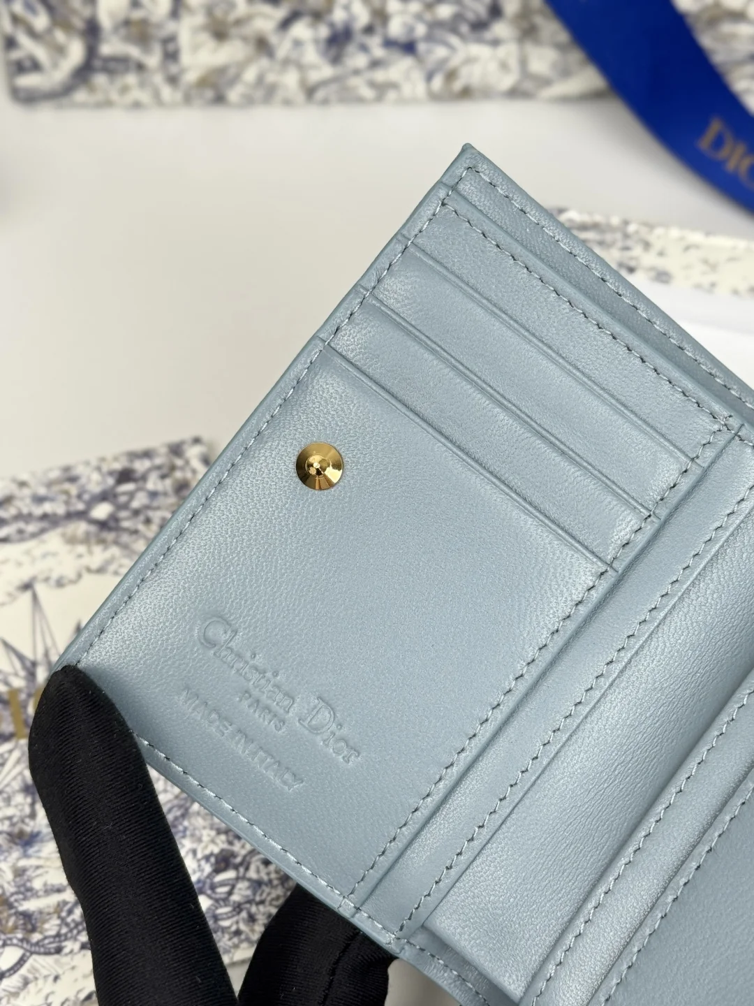 Dior S6037UBHZ_M928 Caro Dahlia Lambskin Card Holder Wallet - Detail view 7