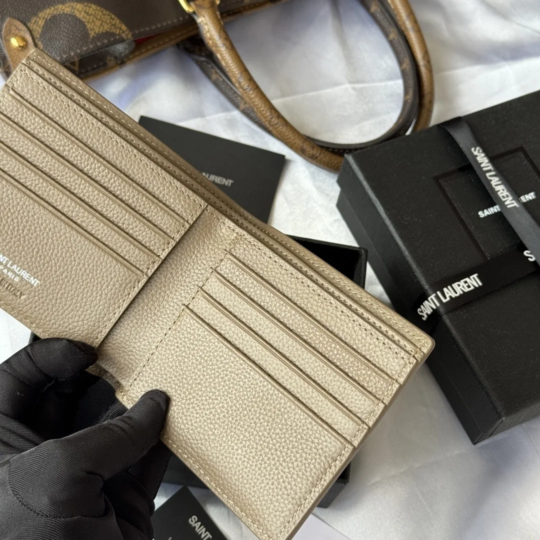 SAINT LAURENT 607727 2025 Fall Winter New Monogram Bifold Wallet Card Holder - Detail view 8
