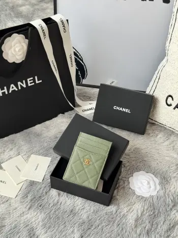 AP0223 Ultra Mini Lambskin Cardholder