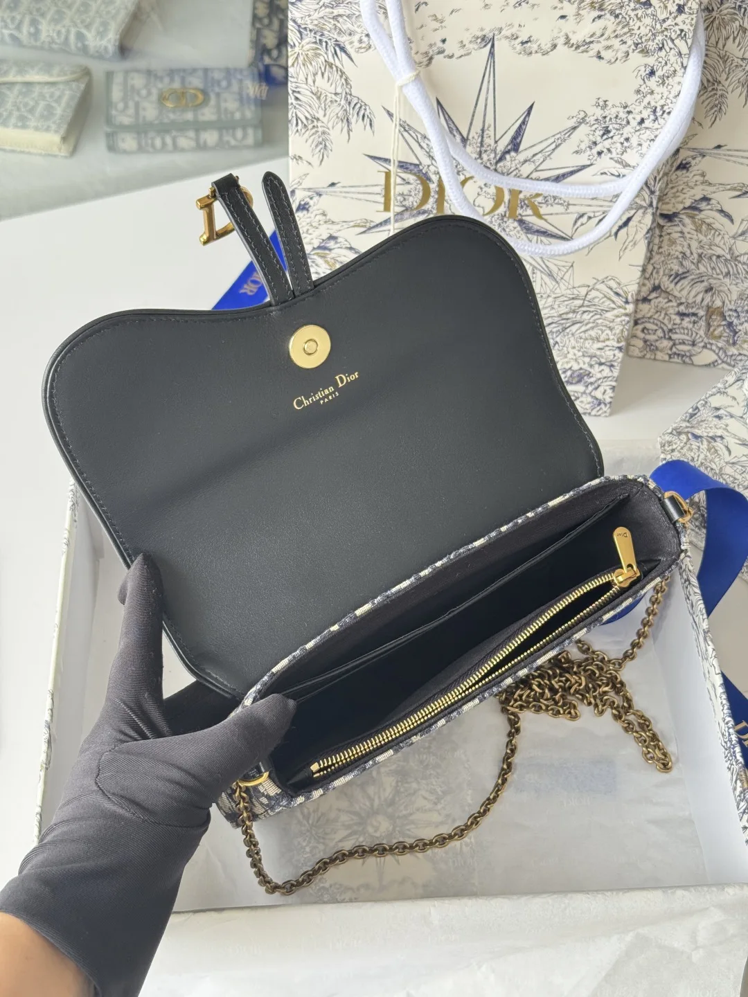 Dior S5907CTZQ_M928 Denim Dior Oblique Jacquard Saddle Chain Bag - Detail view 12