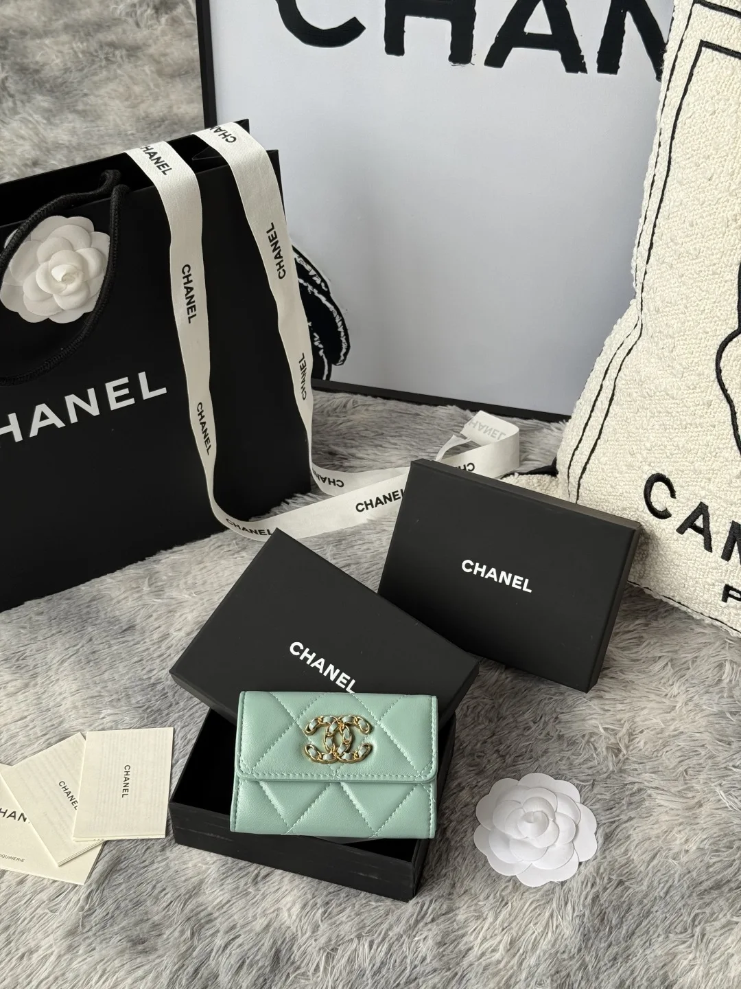 Chanel AP1790 Diamond Quilted Flap Coin Purse - Detail view 1