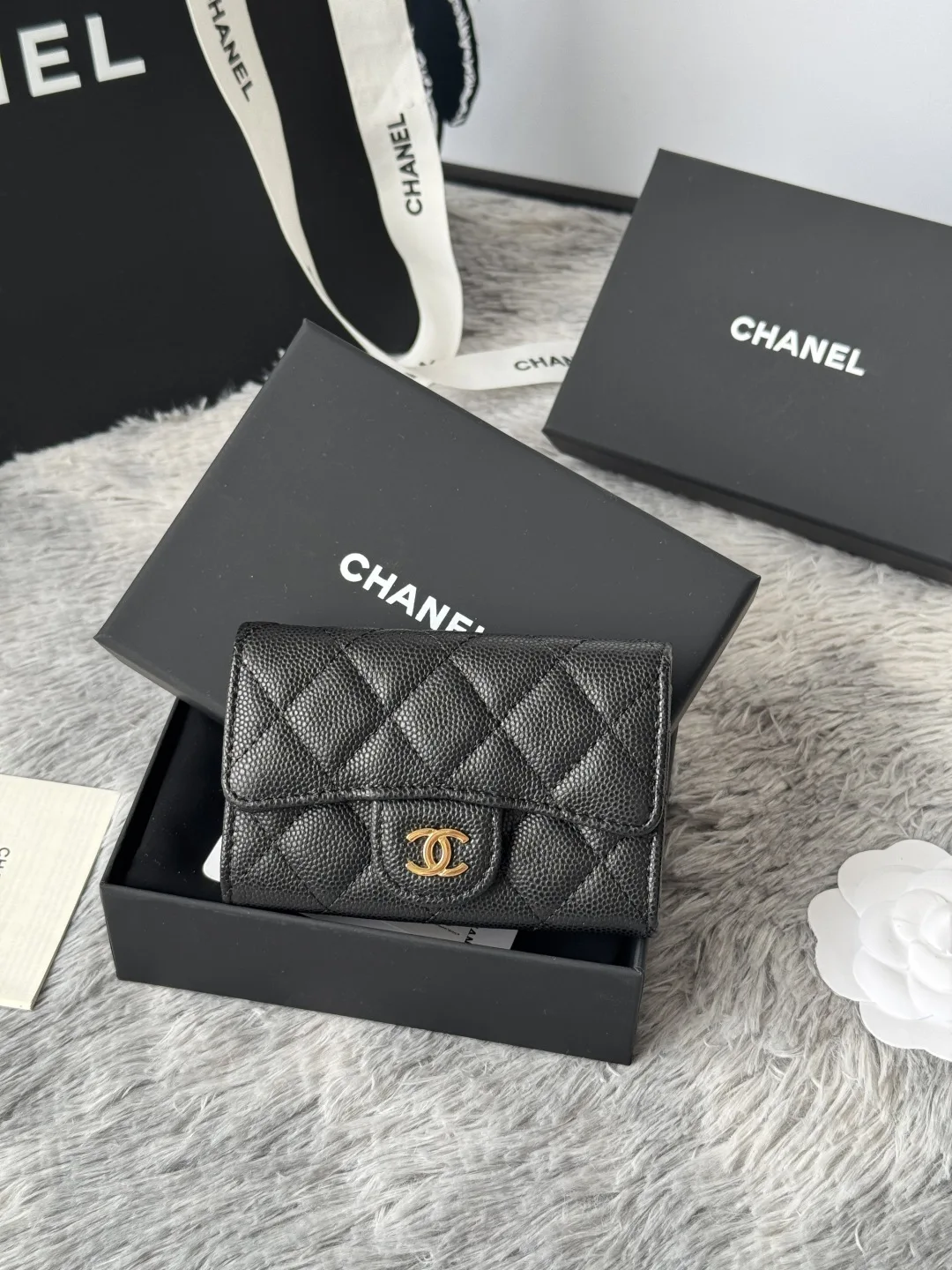 Chanel AP80799 Sheepskin Caviar Small Ball Pattern CF Card Holder - Detail view 2