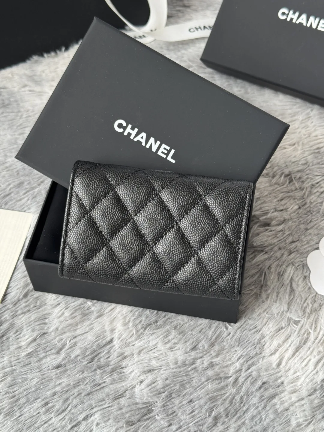 Chanel AP80799 Sheepskin Caviar Small Ball Pattern CF Card Holder - Detail view 3