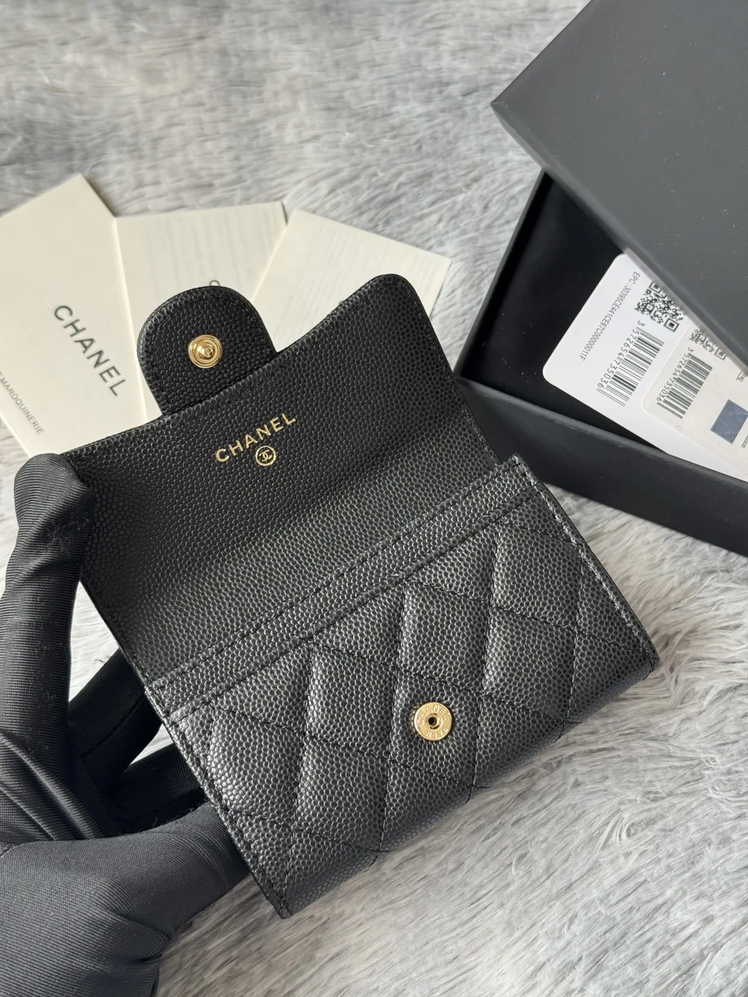 Chanel AP80799 Sheepskin Caviar Small Ball Pattern CF Card Holder - Detail view 7