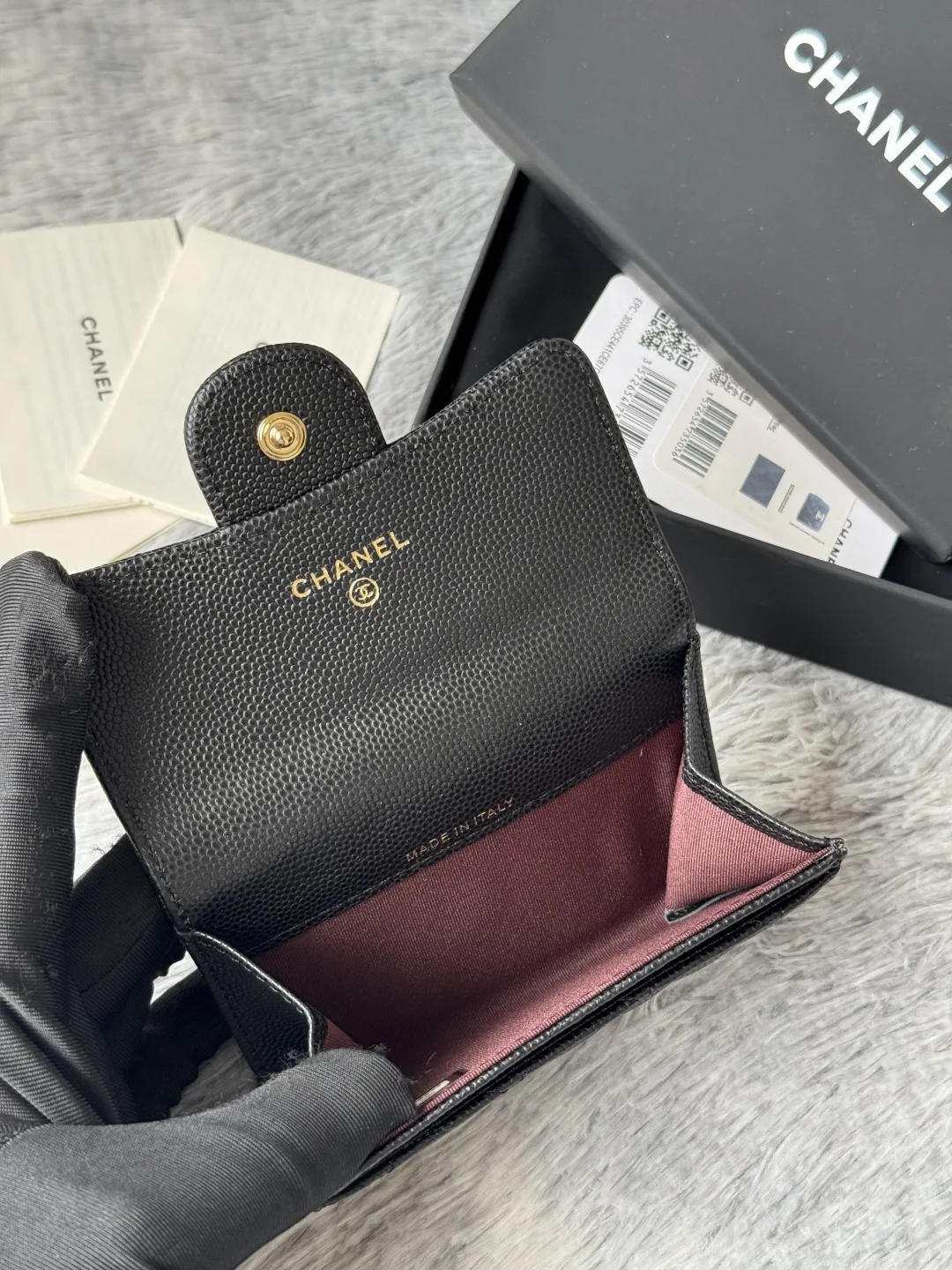 Chanel AP80799 Sheepskin Caviar Small Ball Pattern CF Card Holder - Detail view 8