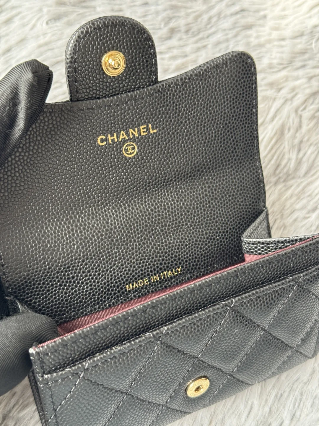 Chanel AP80799 Sheepskin Caviar Small Ball Pattern CF Card Holder - Detail view 9