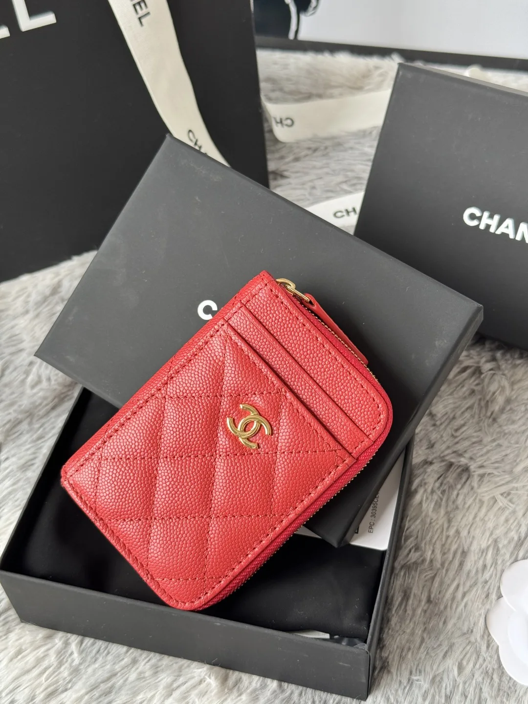 Chanel AP1650 Small Zip Pouch Laka Pouch - Detail view 2