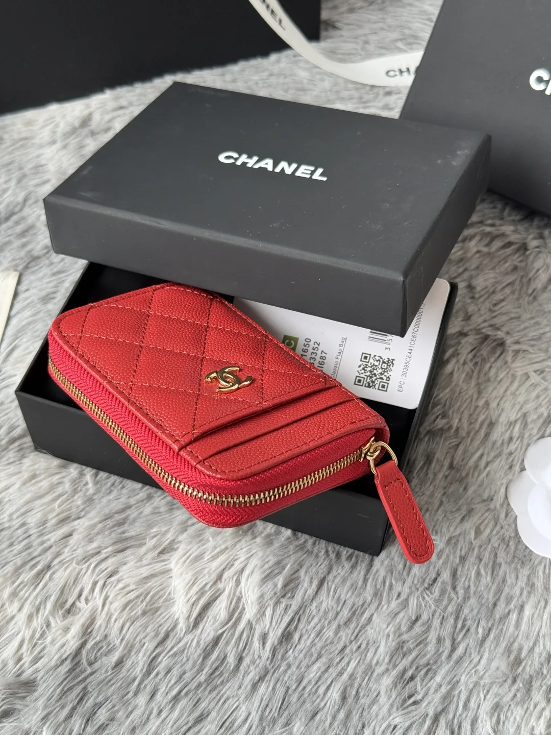 Chanel AP1650 Small Zip Pouch Laka Pouch - Detail view 4