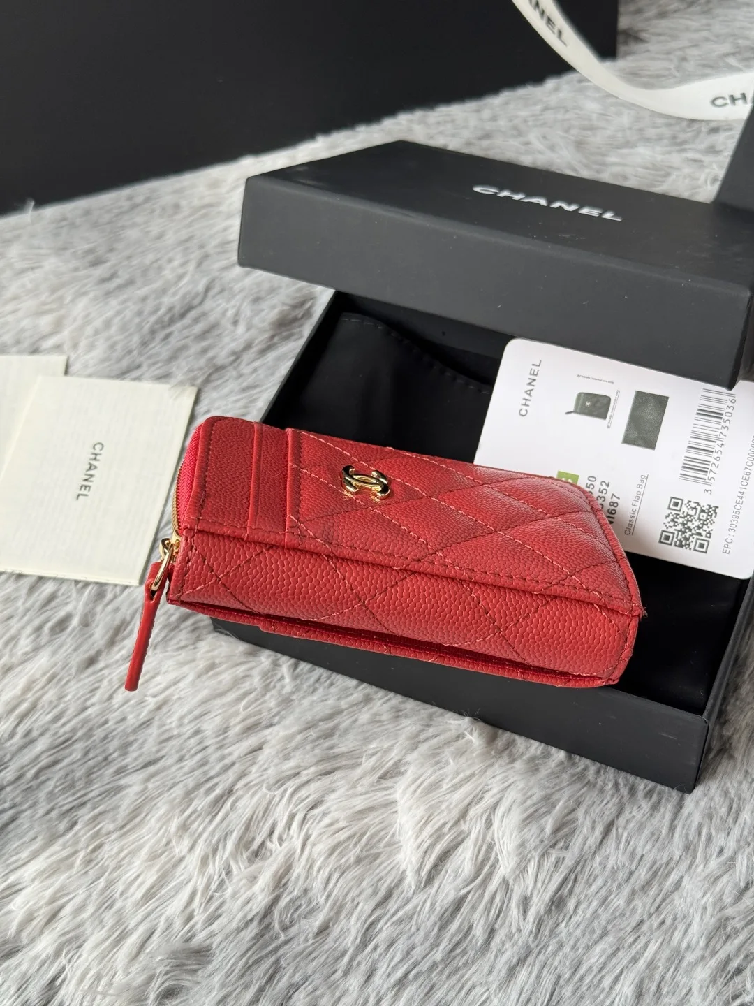 Chanel AP1650 Small Zip Pouch Laka Pouch - Detail view 5