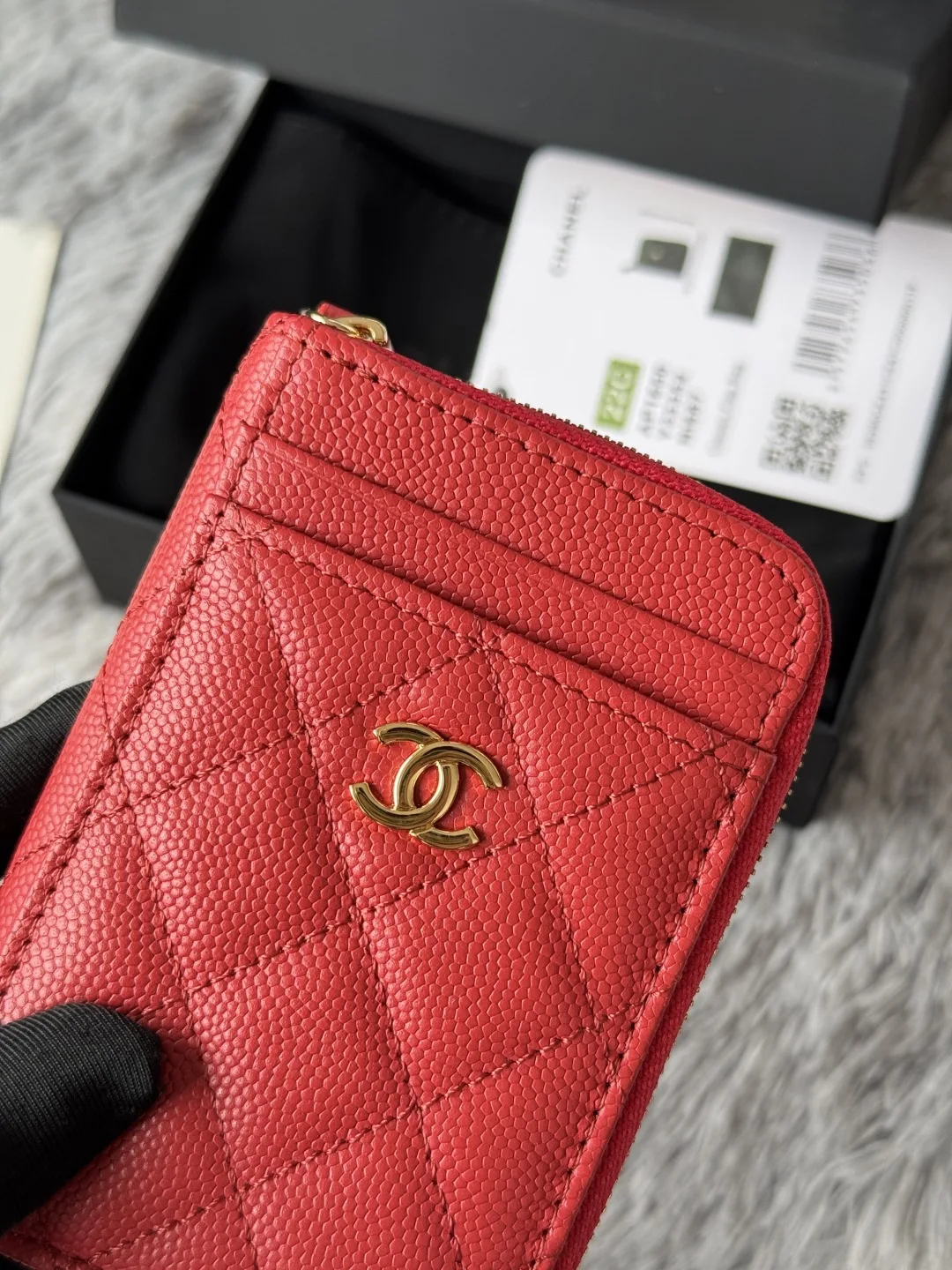 Chanel AP1650 Small Zip Pouch Laka Pouch - Detail view 6