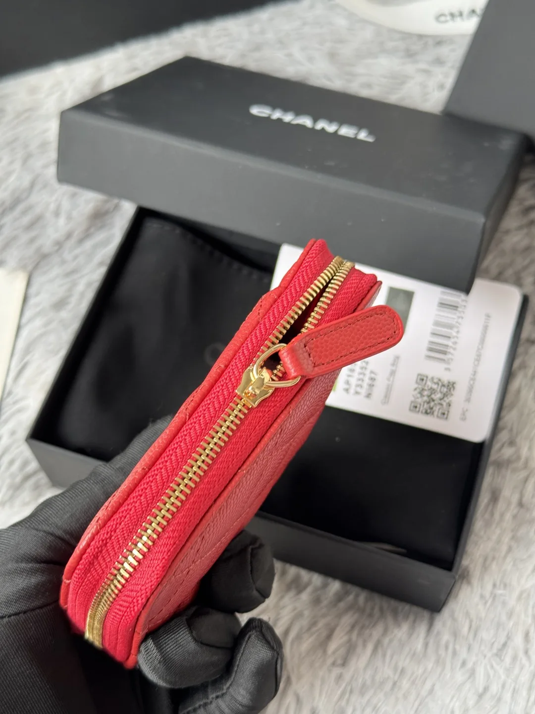 Chanel AP1650 Small Zip Pouch Laka Pouch - Detail view 7