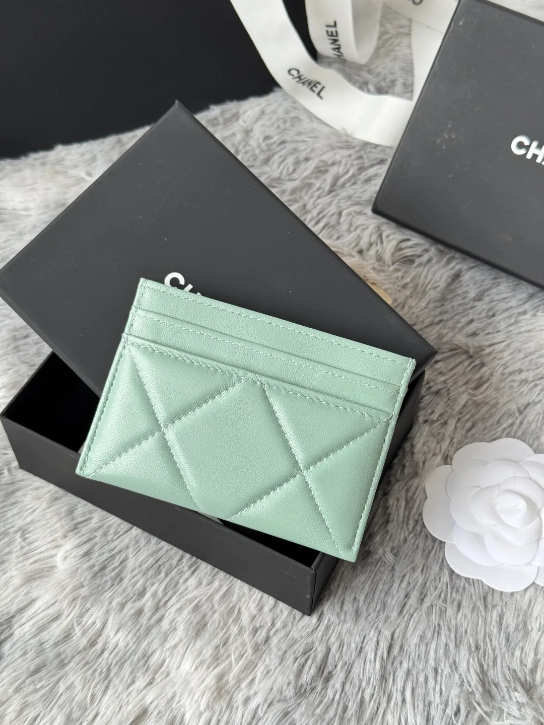 Chanel AP1167 Embroidered Argyle Cardholder - Detail view 3