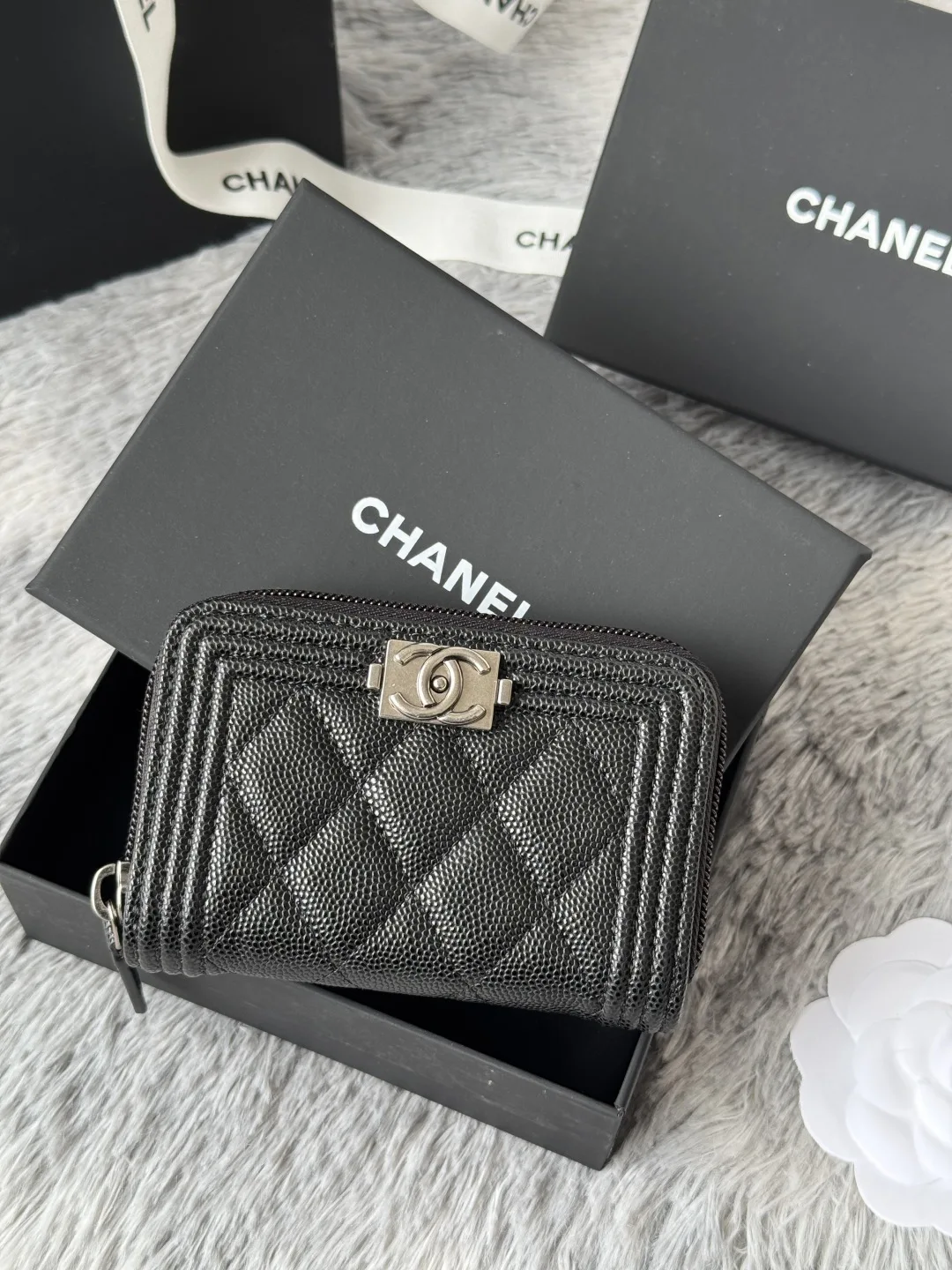 Chanel A80602 BOY Diamond Quilted Coin Purse - Detail view 2